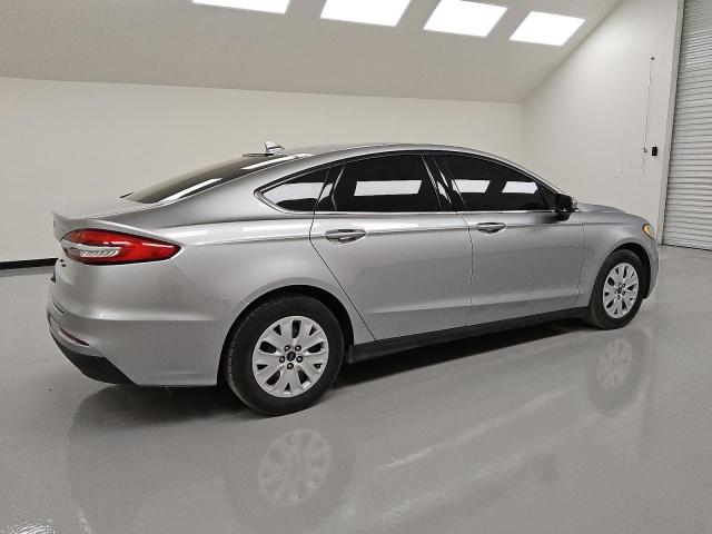  FORD FUSION 2020 Srebrny