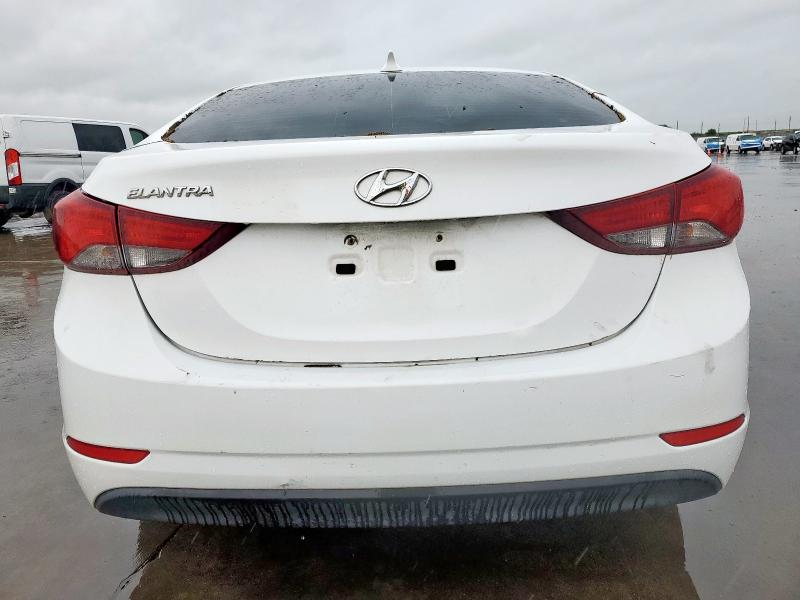 Sedans HYUNDAI ELANTRA 2015 White