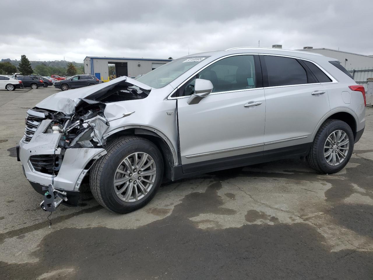 2017 Cadillac Xt5 Luxury للبيع في Vallejo، CA - Front End