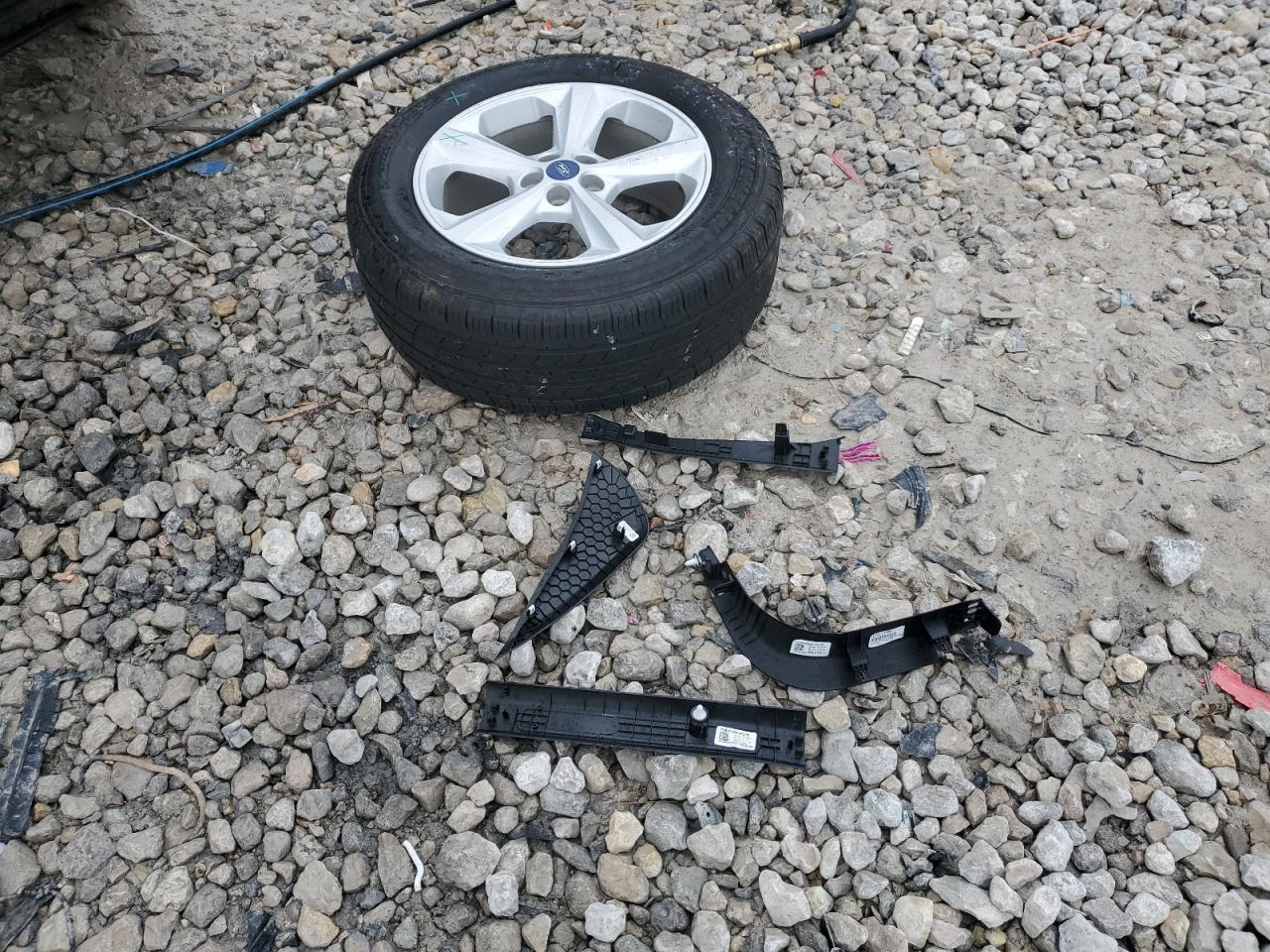 2FMPK3G94MBA23229 FORD EDGE 2021
