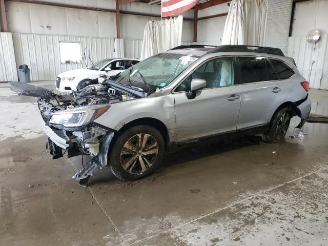  SUBARU OUTBACK 2018 Srebrny