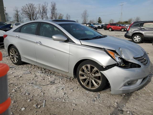  HYUNDAI SONATA 2013 Серебристый
