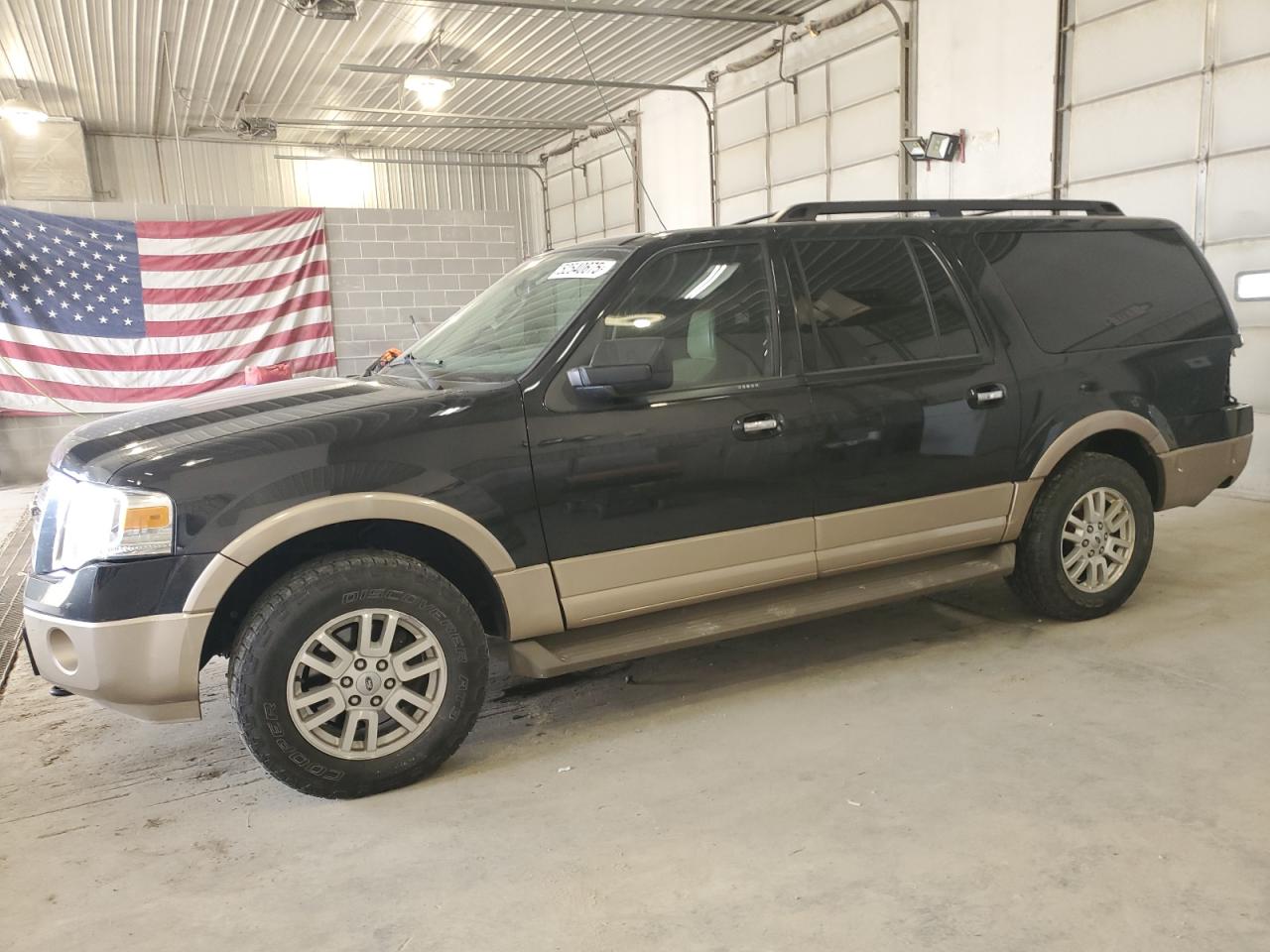 2013 Ford Expedition El Xlt for Sale in Columbia, MO - Front End