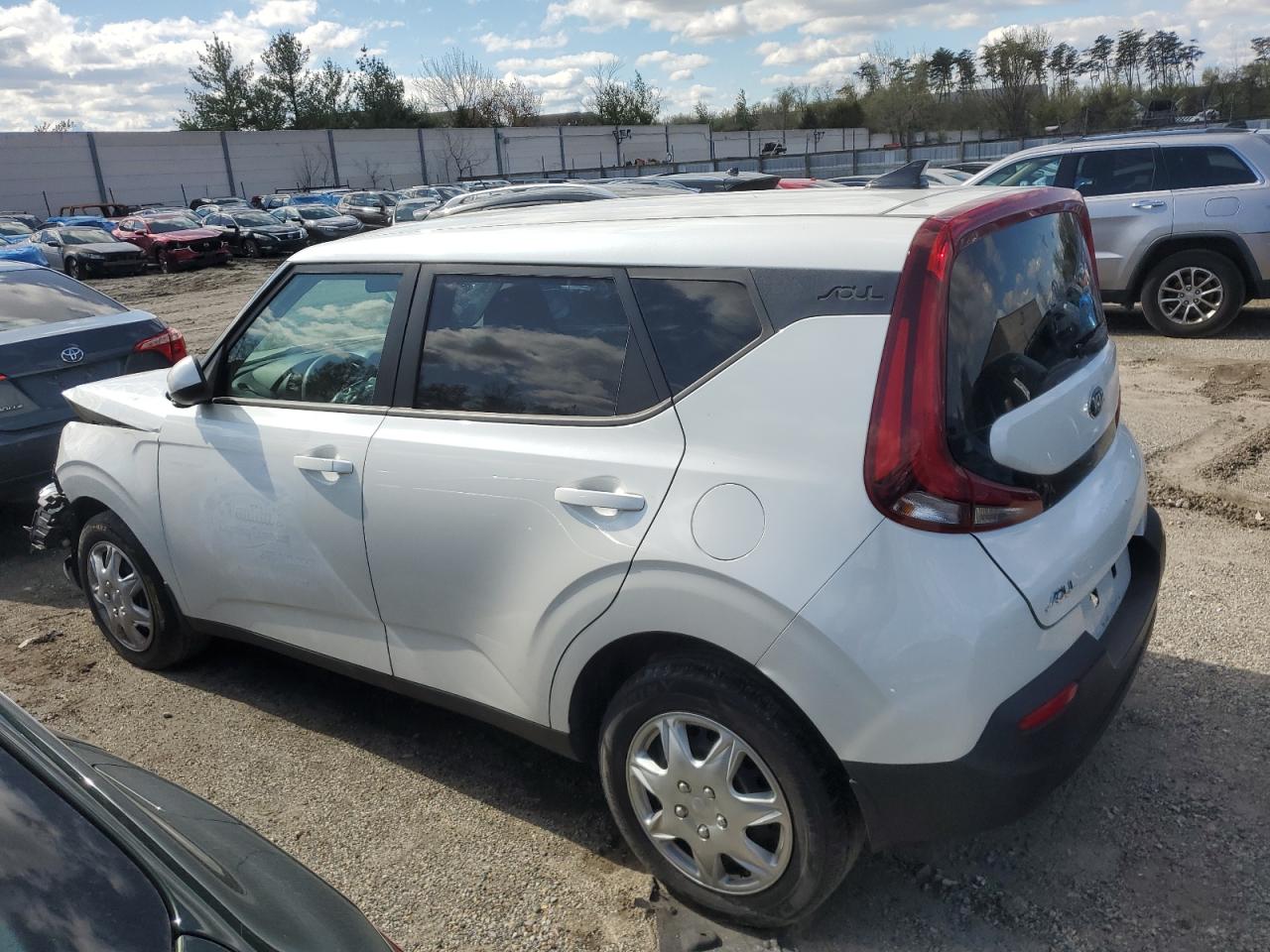 2020 Kia Soul - Image 2