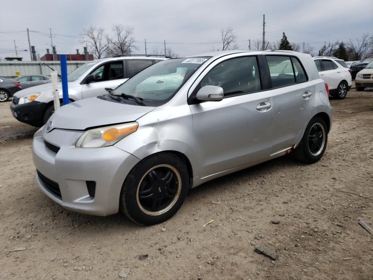 2009 Toyota Scion Xd на продаже в Lansing, MI - Top/Roof