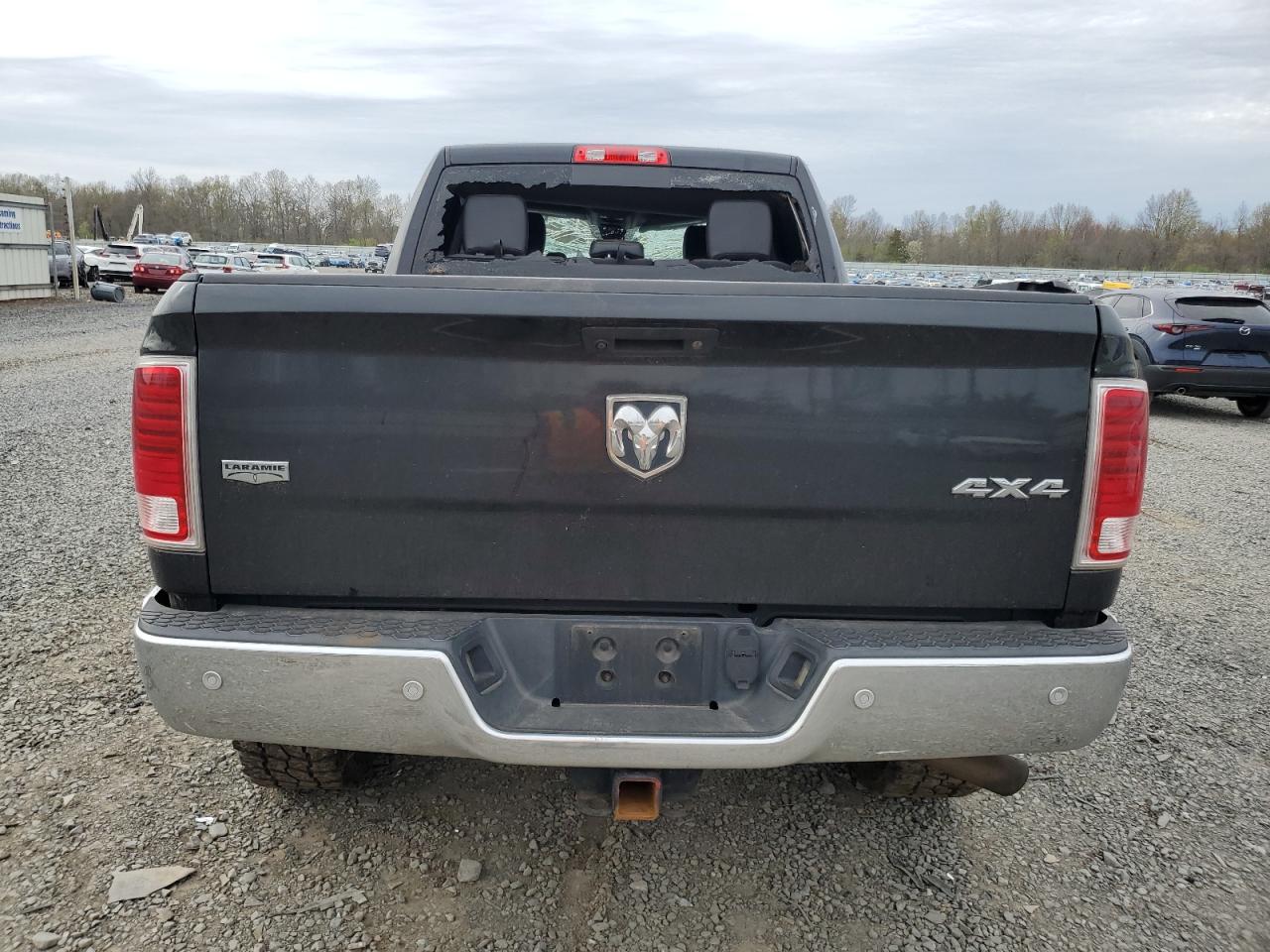 2018 Ram 2500 Laramie VIN: 3C6UR5FJ2JG114722 Lot: 53513365