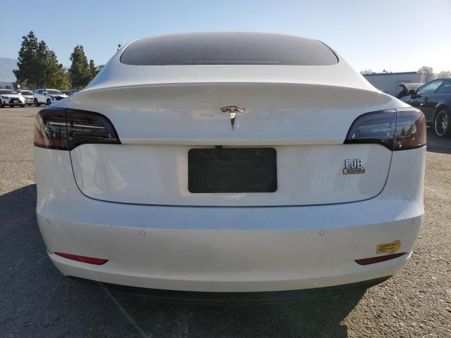  TESLA MODEL 3 2022 Белый