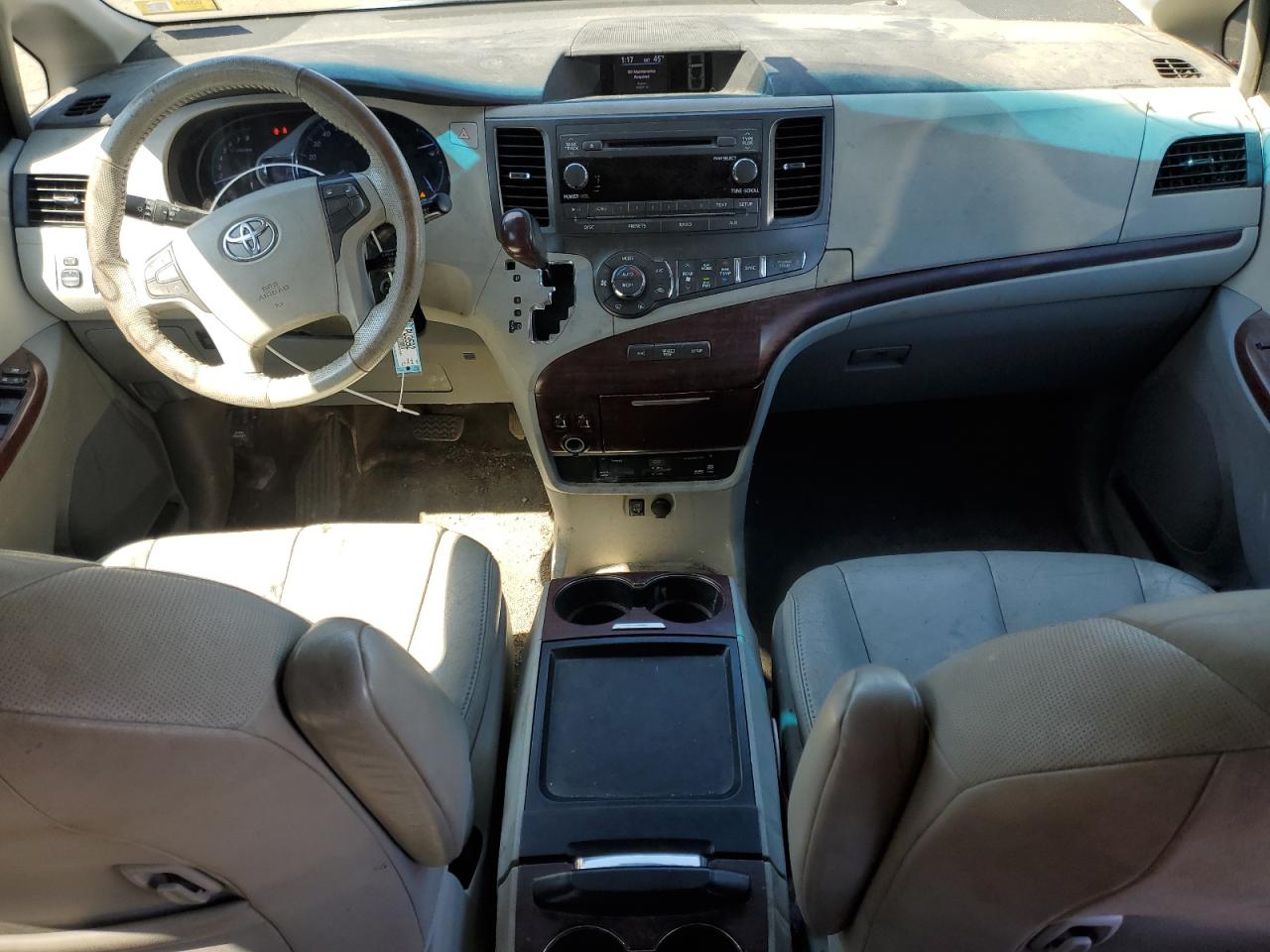 5TDDK3DCXBS021858 2011 Toyota Sienna Xle