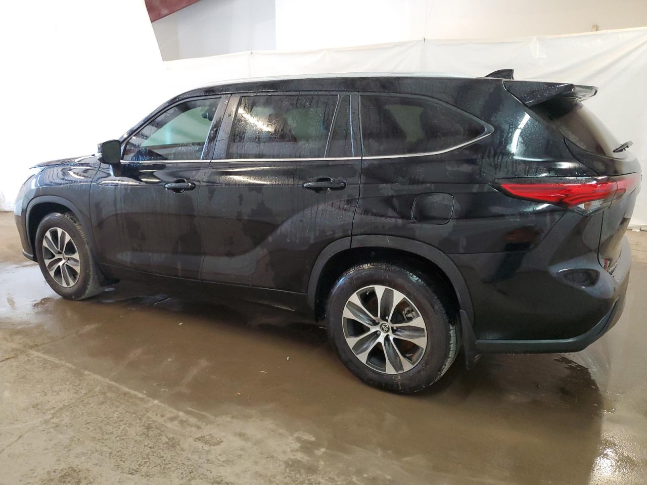 2023 Toyota Highlander L VIN: 5TDKDRBH3PS503355 Lot: 52572795