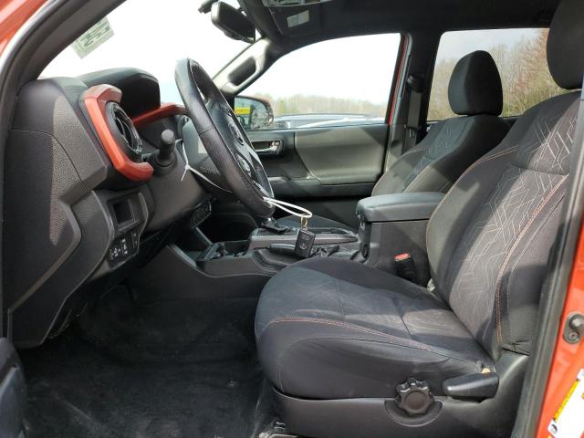 Pickups TOYOTA TACOMA 2016 Orange