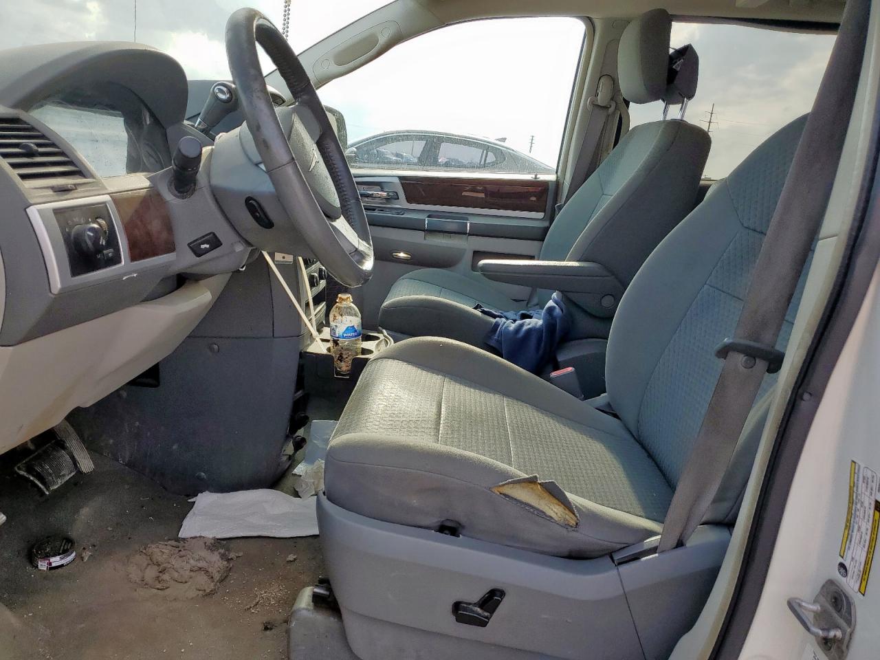 2010 Chrysler Town & Country Touring VIN: 2A4RR5D11AR432711 Lot: 55055925
