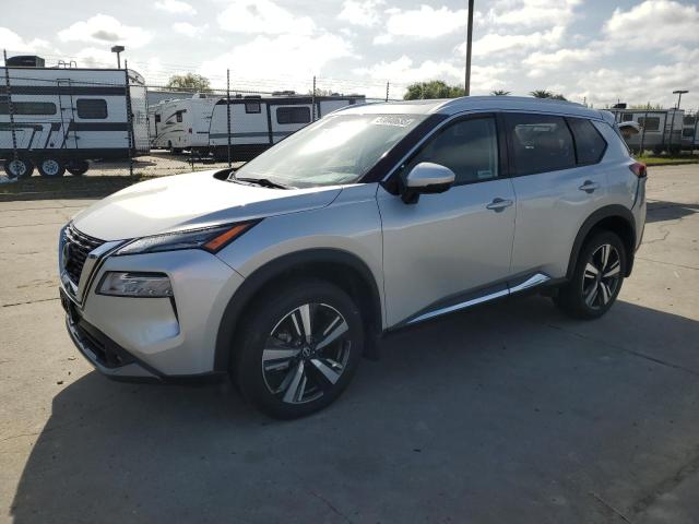  NISSAN ROGUE 2022 Srebrny