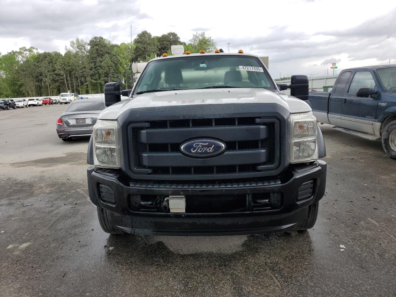 2012 Ford F450 - Image 5