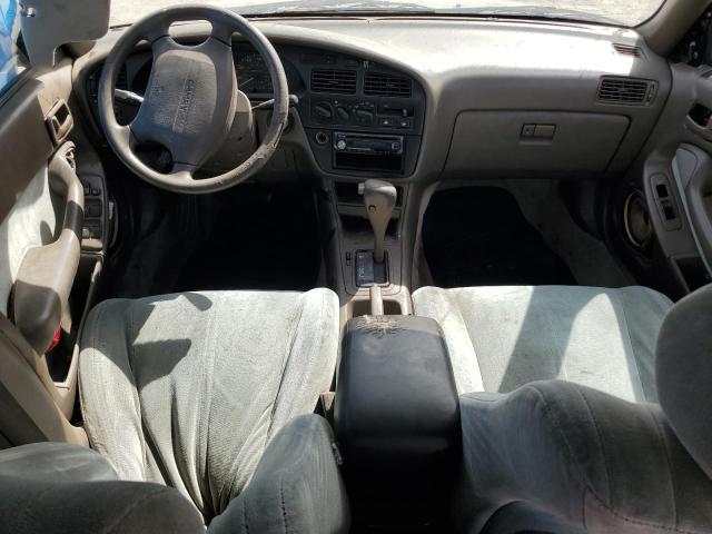 1993 TOYOTA CAMRY LE