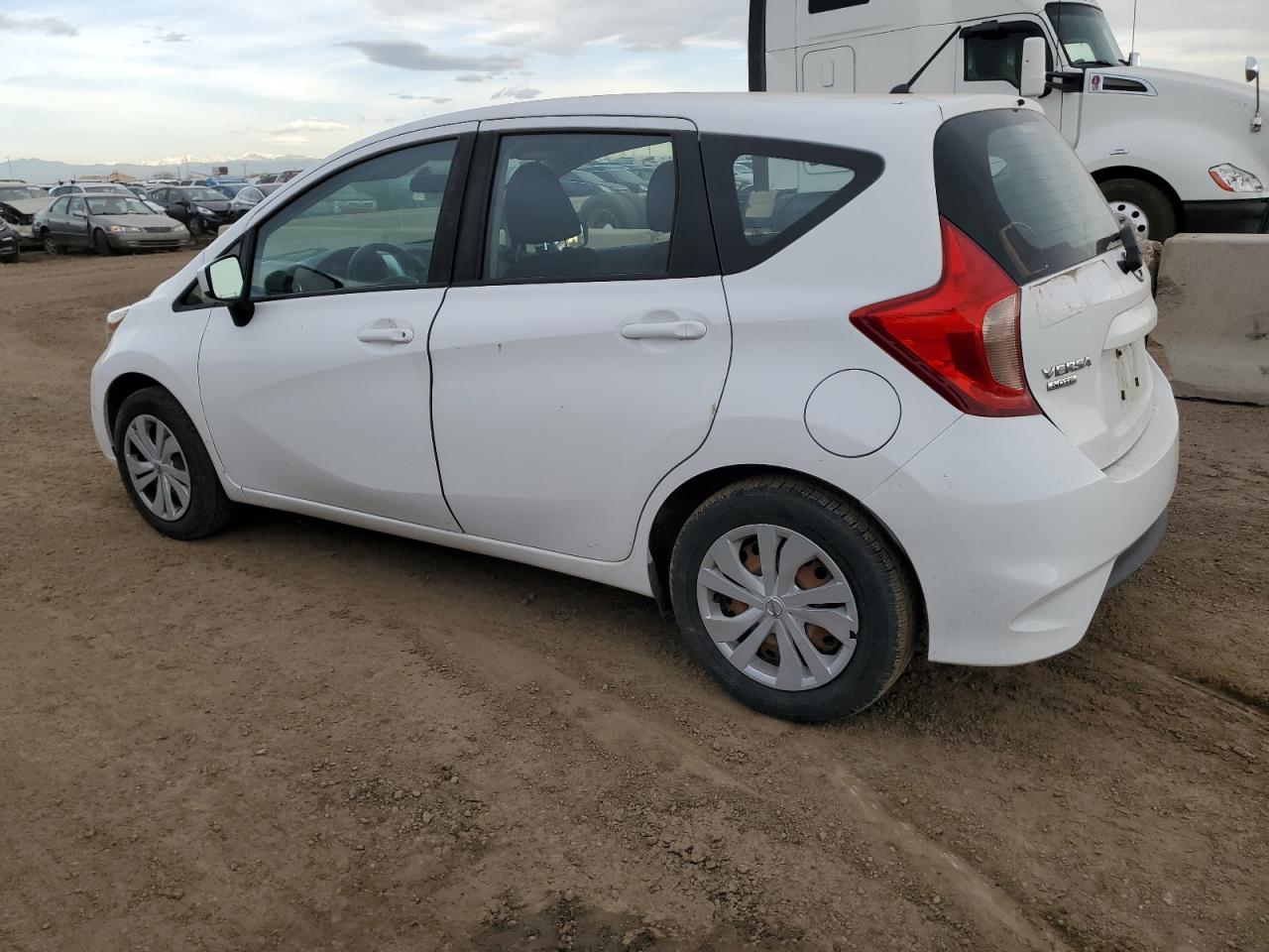 3N1CE2CP2HL376686 NISSAN VERSA 2017