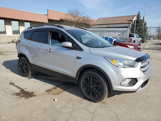  FORD ESCAPE 2018 Silver