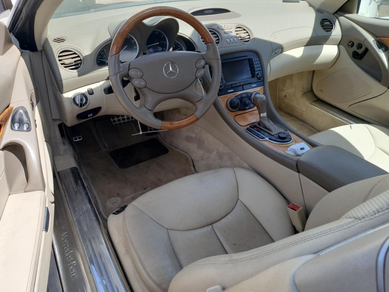 2007 Mercedes-Benz Sl 550 VIN: WDBSK71F57F122325 Lot: 52602695