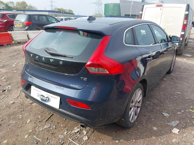 2014 VOLVO V40 SE LUX