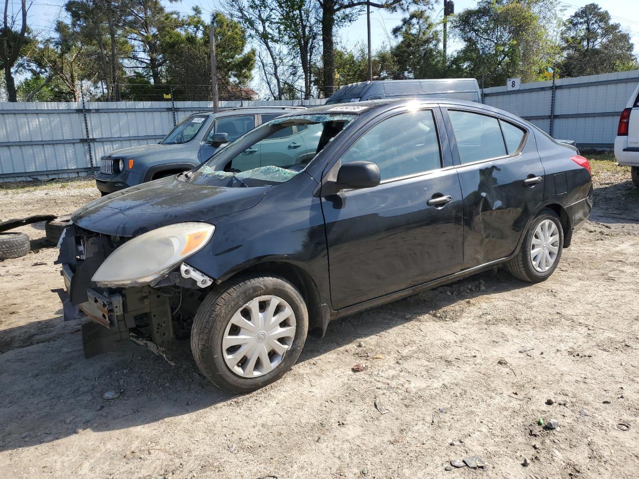 2014 Nissan Versa S на продаже в Hampton, VA - Front End