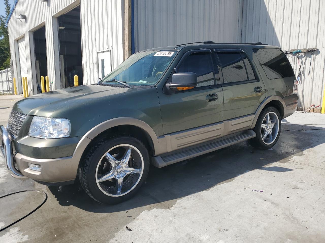 2003 Ford Expedition Eddie Bauer for Sale in Savannah, GA - Rear End