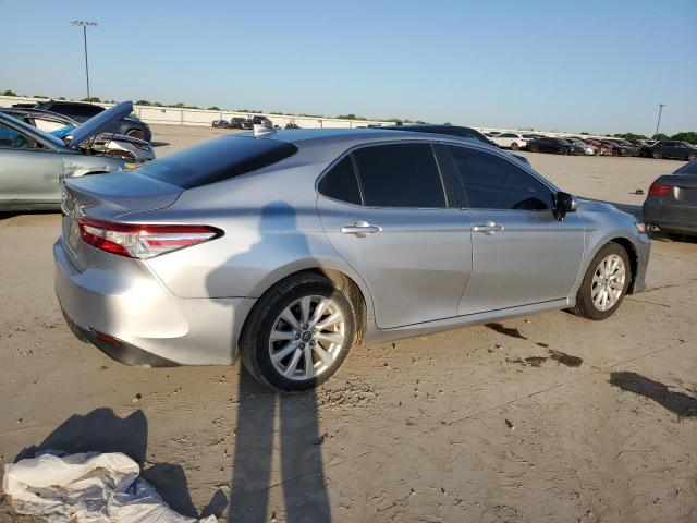  TOYOTA CAMRY 2019 Szary
