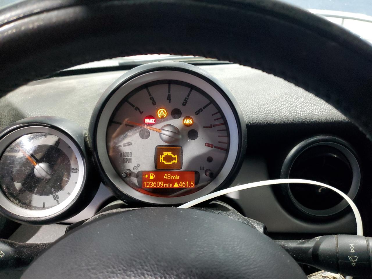 2009 Mini Cooper VIN: WMWMR335X9TJ93685 Lot: 50899755