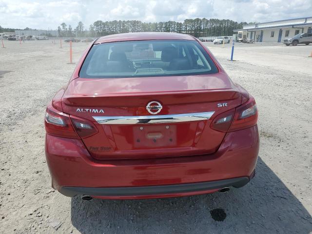  NISSAN ALTIMA 2018 Czerwony
