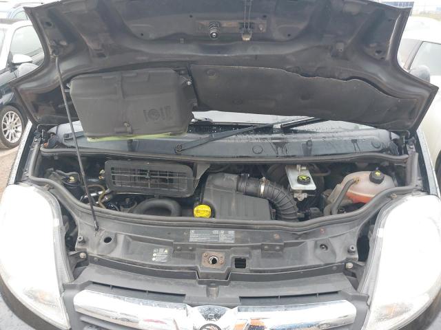 2014 VAUXHALL VIVARO 290