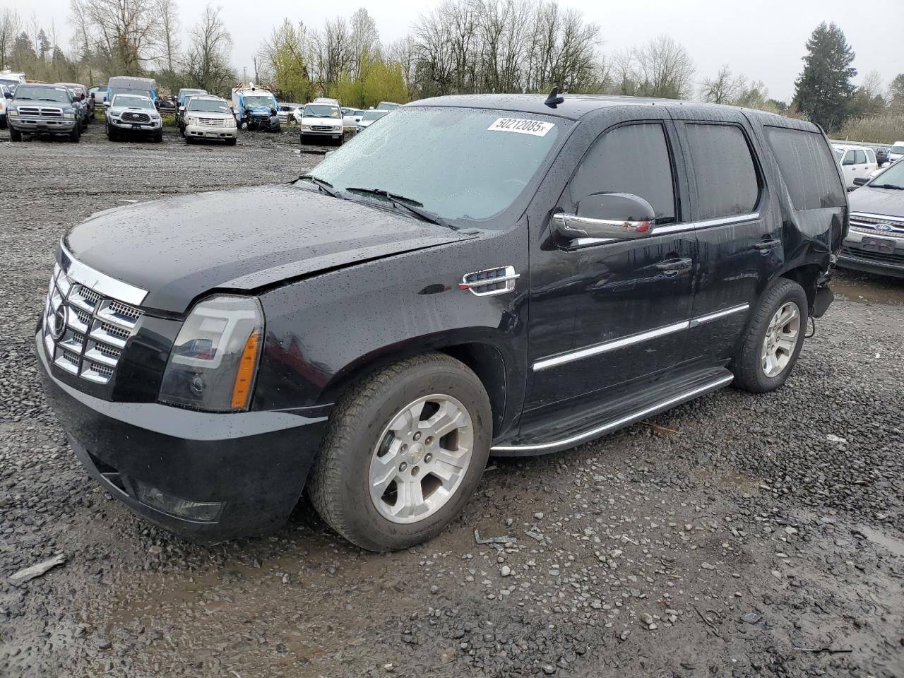 2013 Cadillac Escalade Luxury for Sale in Portland, OR - Rear End