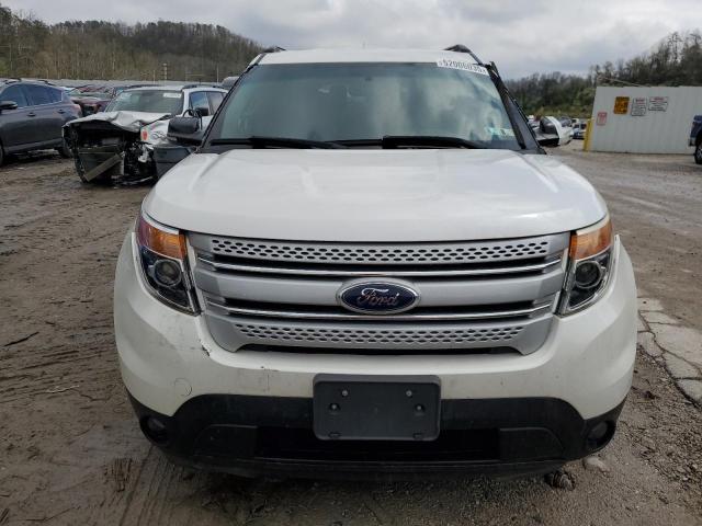 Parquets FORD EXPLORER 2015 Biały