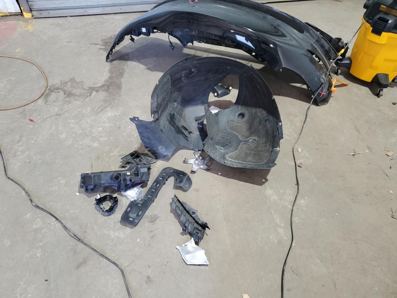 Auction sale of the 2022 TESLA MODEL 3 , vin: 5YJ3E1EA6NF372067, lot number: 52518505