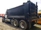 2018 Mack Gu713 Dump Truck de vânzare în Seaford, DE - Rollover