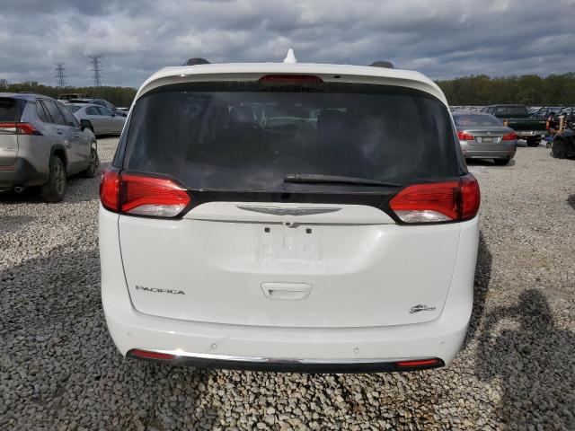  CHRYSLER PACIFICA 2018 White