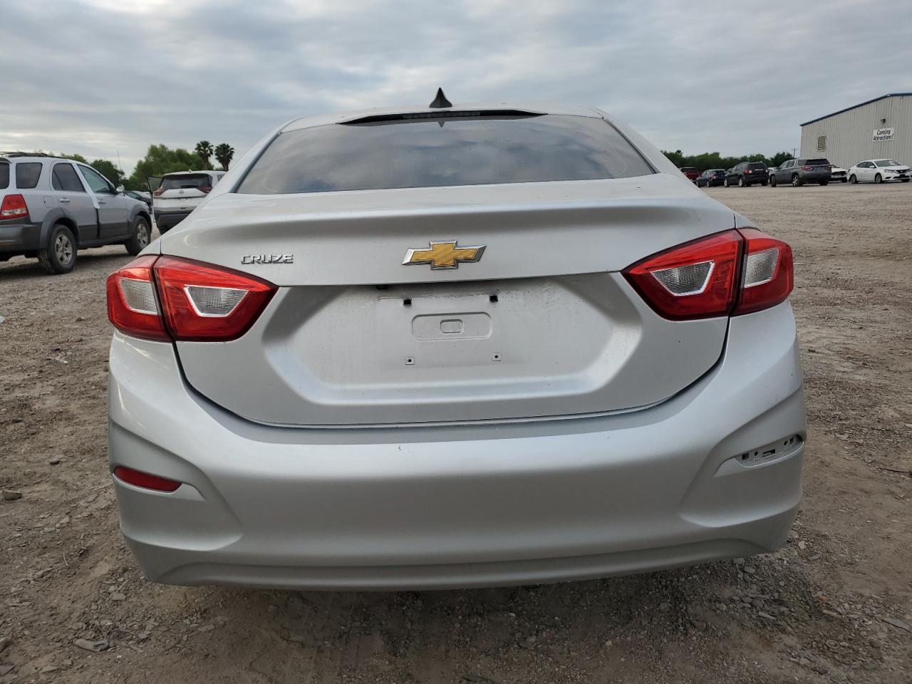 1G1BC5SMXJ7125540 CHEVROLET CRUZE 2018