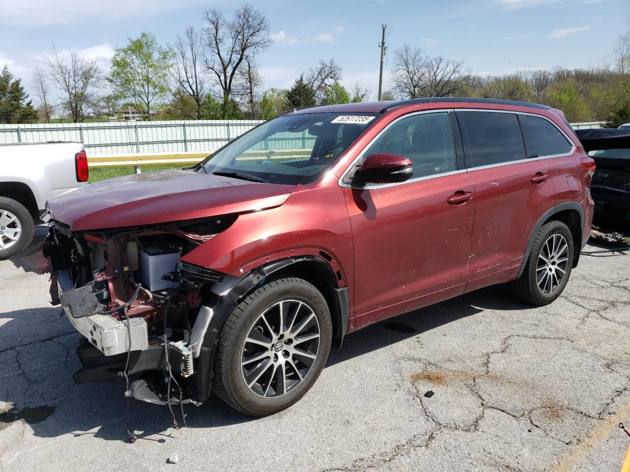 Rogersville, MO에서 판매 중인 2018 Toyota Highlander Se - Front End