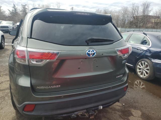 TOYOTA HIGHLANDER 2016 Зеленый