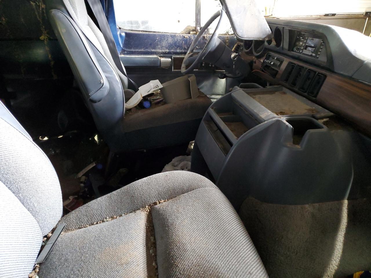 DODGE B SERIES 1990 2B7KB31Z5LK765354 Photo 7