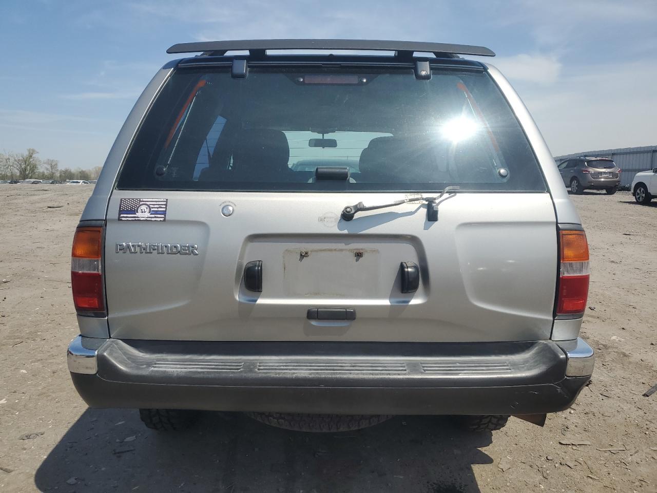 1999 Nissan Pathfinder Le VIN: JN8AR05Y0XW303736 Lot: 53698945