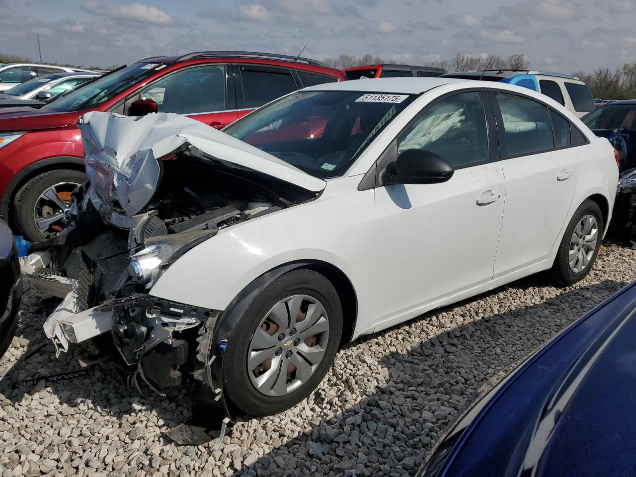 2014 Chevrolet Cruze Ls de vânzare în Bridgeton, MO - Front End