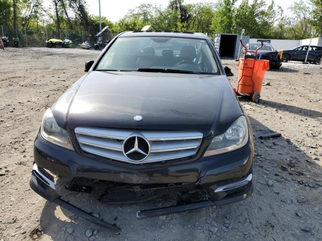 Седани MERCEDES-BENZ C-CLASS 2013 Чорний