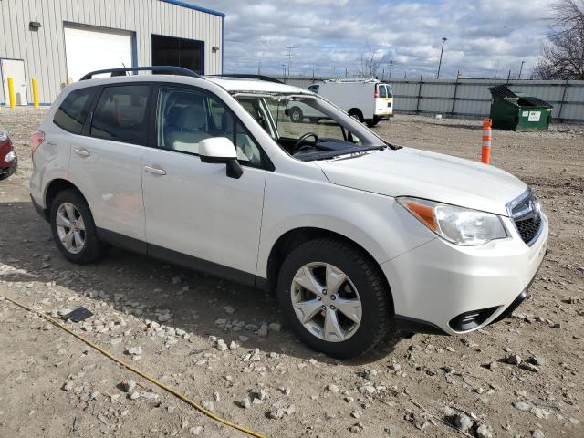  SUBARU FORESTER 2015 Белы