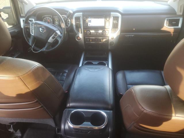  NISSAN TITAN 2017 Бургунди