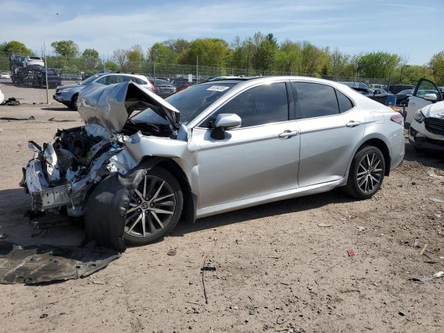 TOYOTA CAMRY XLE 2023