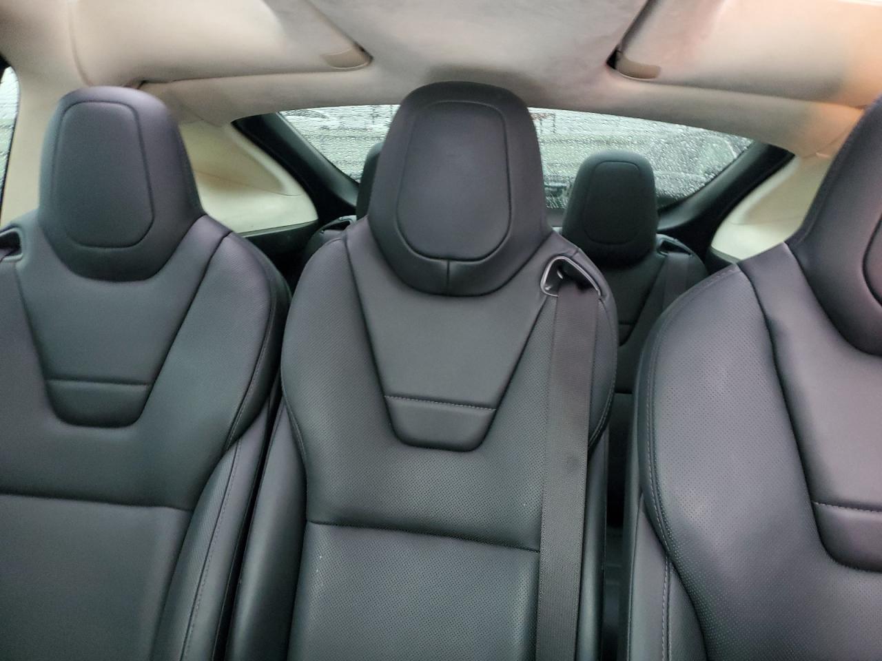 2016 Tesla Model X VIN: 5YJXCAE28GF004394 Lot: 52951315