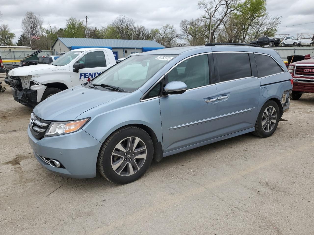 2014 Honda Odyssey Touring na sprzedaż w Wichita, KS - Rear End