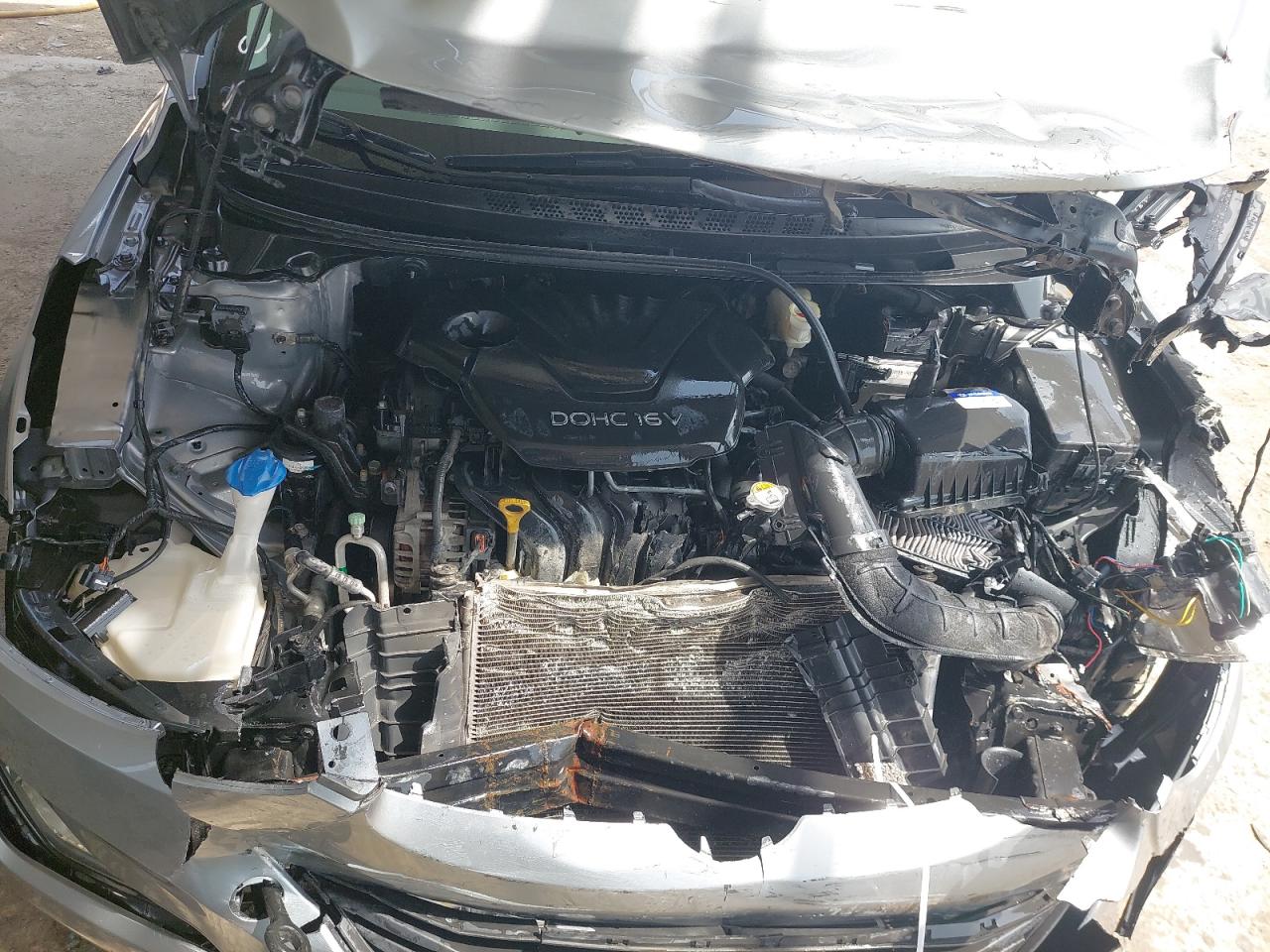 KMHDG41C7FU272765 - 2015 Hyundai ELANTRA - #undefined