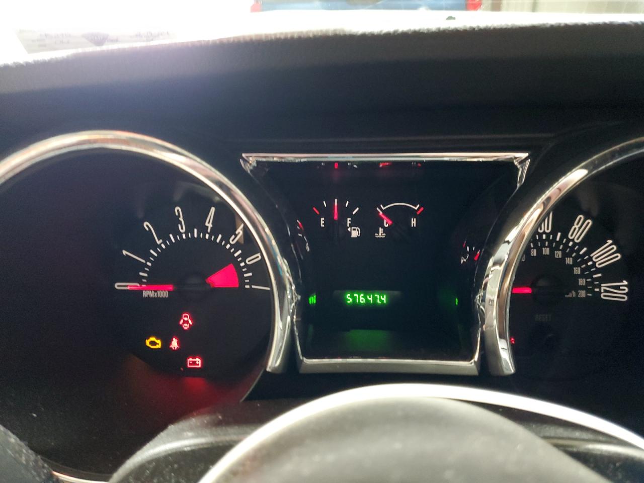 2006 Ford Mustang VIN: 1ZVFT80N965152427 Lot: 52016015