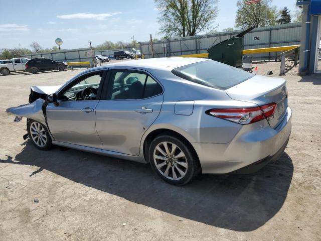  TOYOTA CAMRY 2018 Серебристый