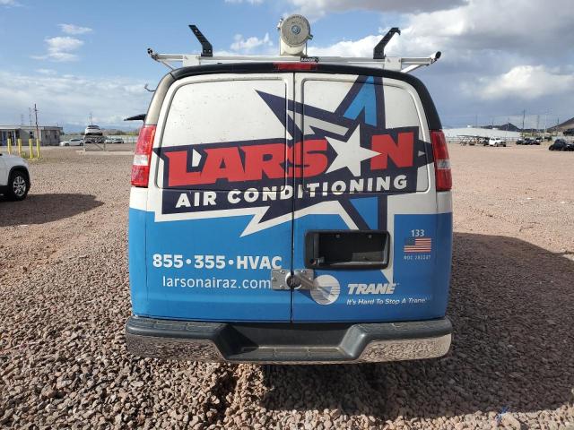  CHEVROLET EXPRESS 2022 White
