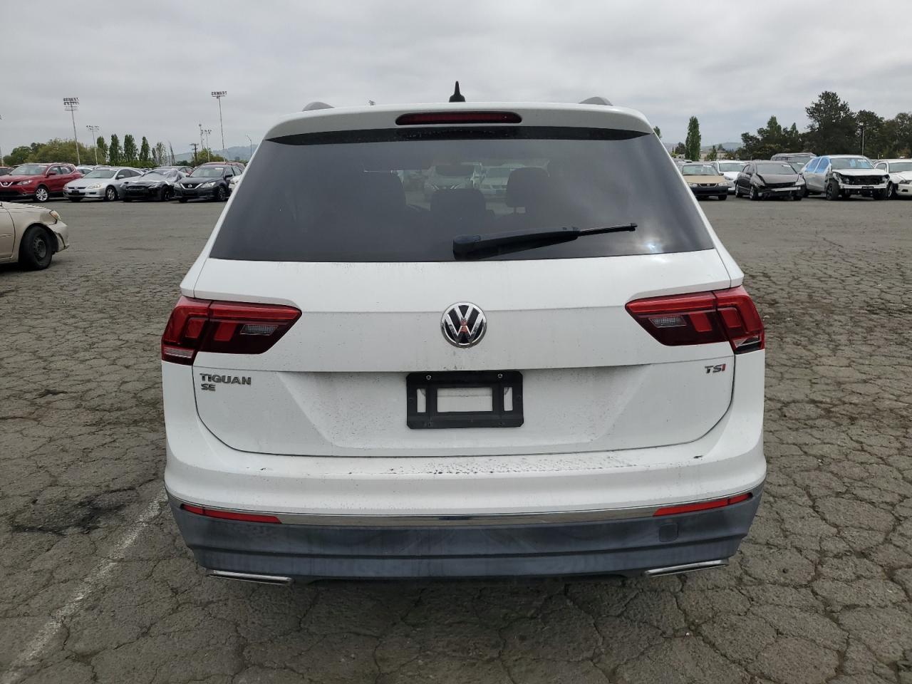 2018 Volkswagen Tiguan Se VIN: 3VV3B7AXXJM216160 Lot: 53657955